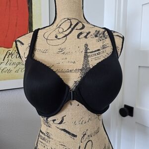 Victoria's Secret 38D Body By Victoria Racerback Front Closure